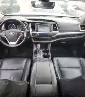 interiorFront