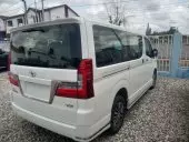 car Right Back