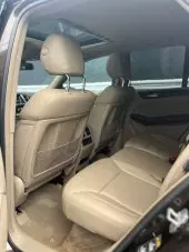 interiorBack
