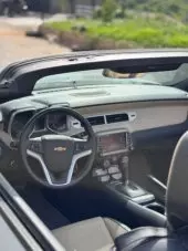 interiorFront