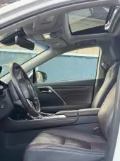 interiorFront
