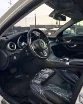 interiorFront