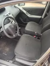 interiorFront