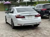 car Right Back