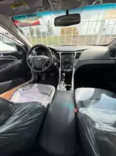 interiorFront
