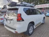 car Right Back