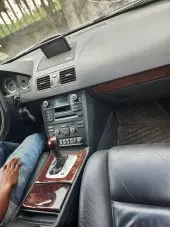 interiorFront