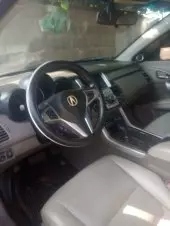 interiorFront