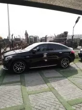 car Right Back