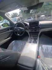 interiorFront