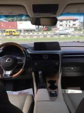interiorFront