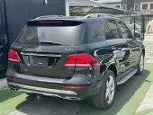 car Right Back