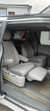 interiorBack