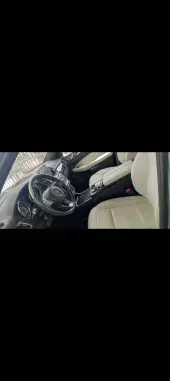 interiorFront
