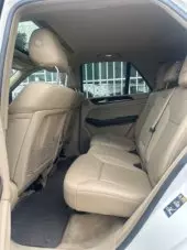 interiorBack