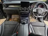 interiorFront