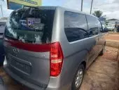 car Right Back
