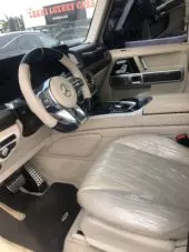 interiorFront