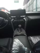 interiorFront