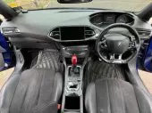 interiorFront