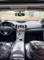 interiorFront