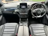 interiorFront