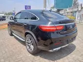 car Right Back