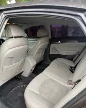 interiorBack
