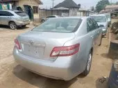 car Right Back