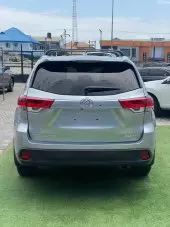 car Back