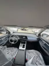 interiorFront