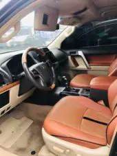 interiorFront