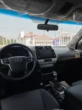 interiorFront