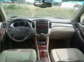 interiorFront