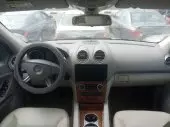 interiorFront
