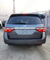 car Right Back