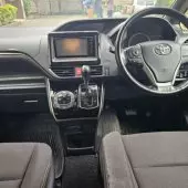 interiorFront