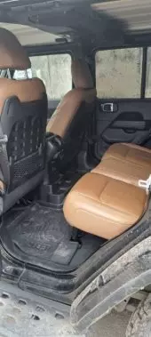 interiorBack