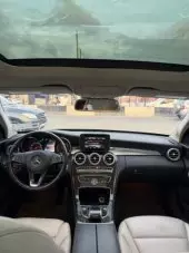 interiorFront