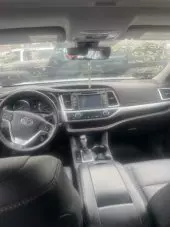 interiorFront