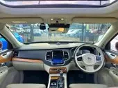 interiorFront