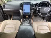 interiorFront
