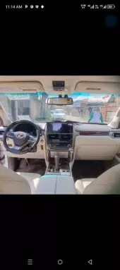 interiorFront
