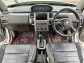 interiorFront