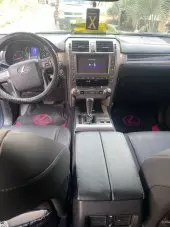 interiorFront
