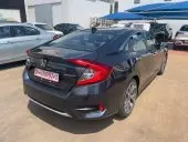 car Right Back