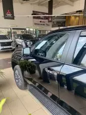 car Right Back