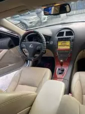 interiorFront