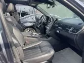 frontSeats