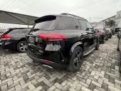 car Right Back